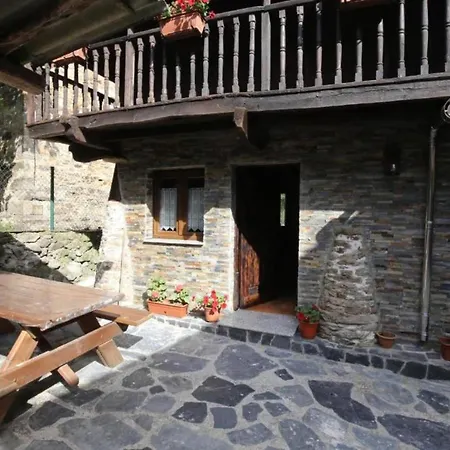Bonito Apartamento Rural, Wifi, Terraza Y Piscina En Navelgas Tineo