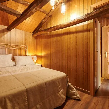 Bonito Apartamento Rural, Wifi, Terraza Y Piscina En Navelgas