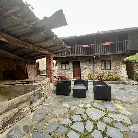 Holiday home Bonito Apartamento Rural, Wifi, Terraza Y Piscina En Navelgas *