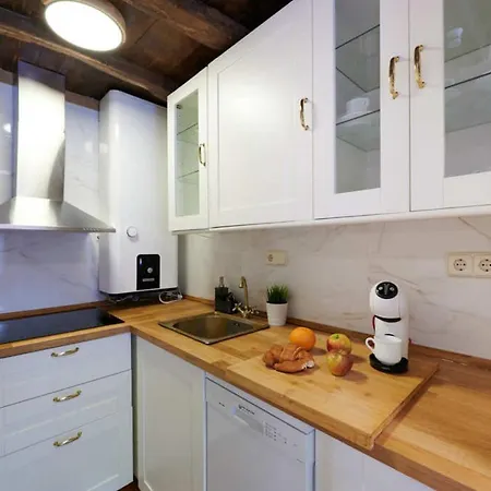 Bonito Apartamento Rural, Wifi, Terraza Y Piscina En Navelgas *
